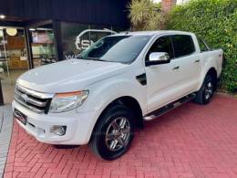 FORD - RANGER - 2013/2014 - Branca - R$ 105.900,00