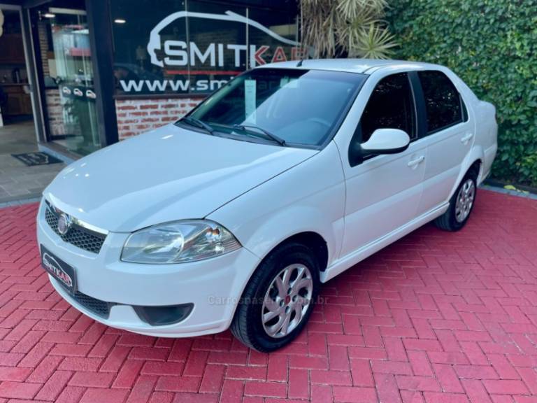 FIAT - SIENA - 2013/2013 - Branca - R$ 38.900,00