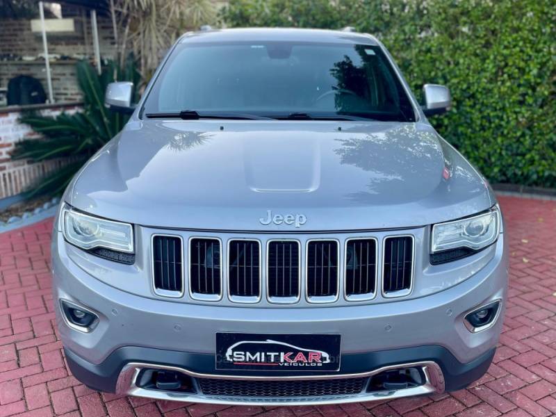 JEEP - CHEROKEE - 2014/2015 - Cinza - R$ 127.900,00