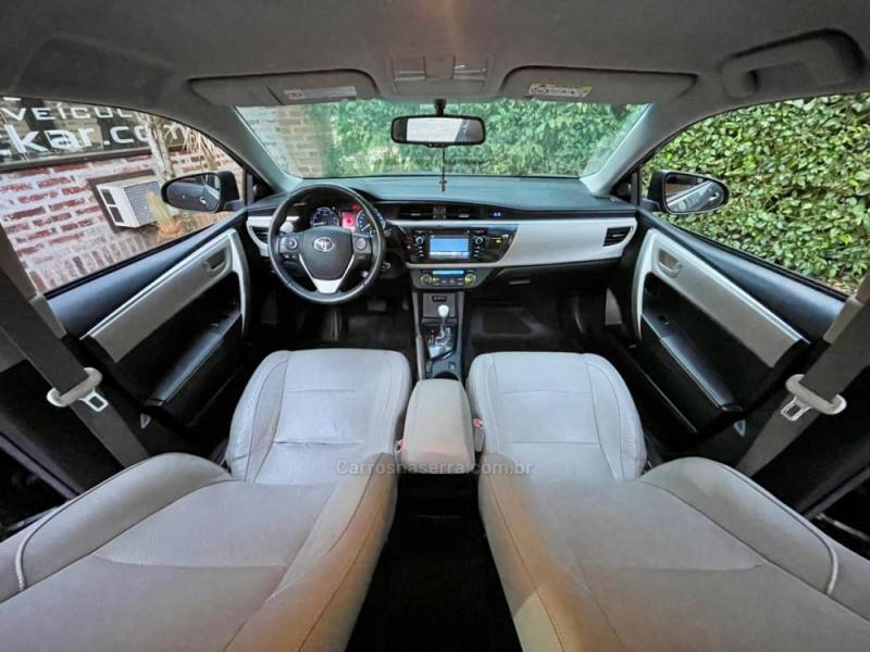 TOYOTA - COROLLA - 2016/2016 - Cinza - R$ 89.900,00