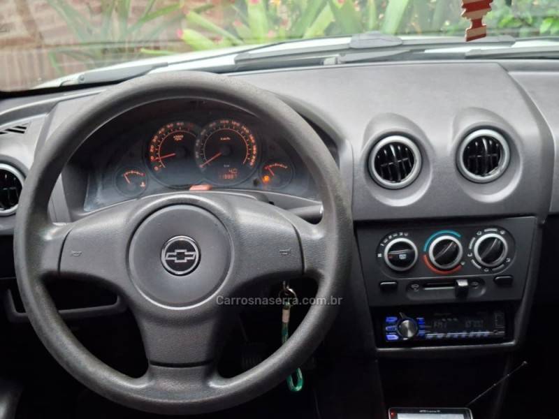 CHEVROLET - PRISMA - 2010/2010 - Branca - R$ 26.900,00