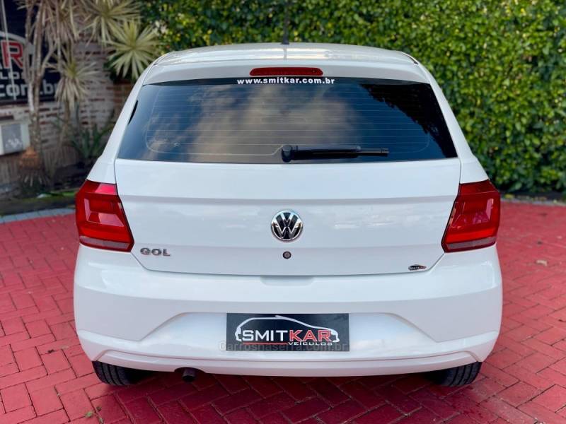 VOLKSWAGEN - GOL - 2018/2019 - Branca - R$ 47.900,00