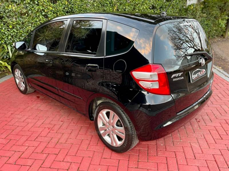 HONDA - FIT - 2011/2011 - Preta - R$ 51.900,00