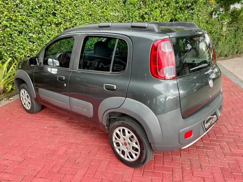 FIAT - UNO - 2011/2012 - Cinza - R$ 34.900,00