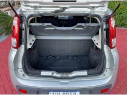 FIAT - UNO - 2013/2013 - Prata - R$ 36.900,00