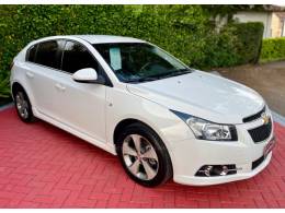 CHEVROLET - CRUZE - 2013/2014 - Branca - R$ 61.900,00