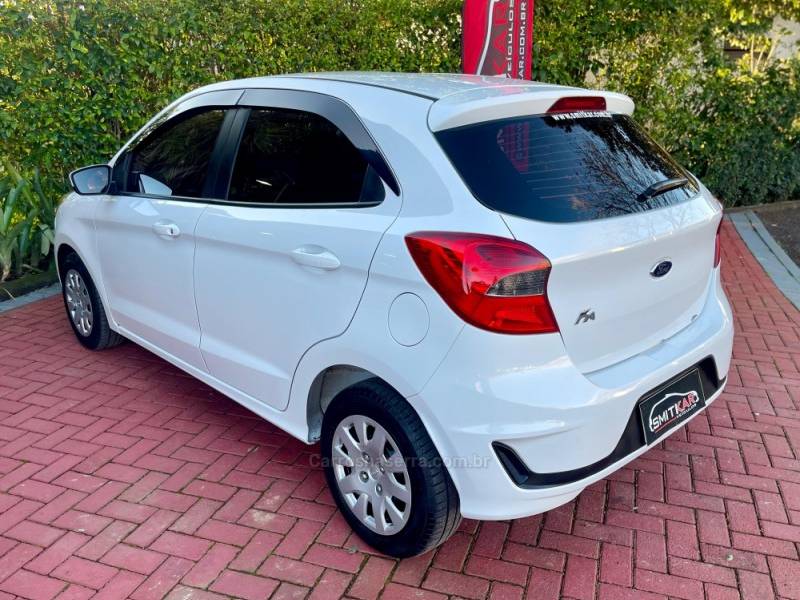 FORD - KA - 2019/2020 - Branca - R$ 53.900,00