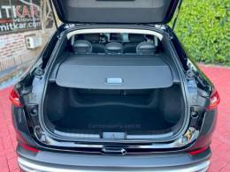FIAT - FASTBACK - 2023/2024 - Preta - R$ 112.900,00