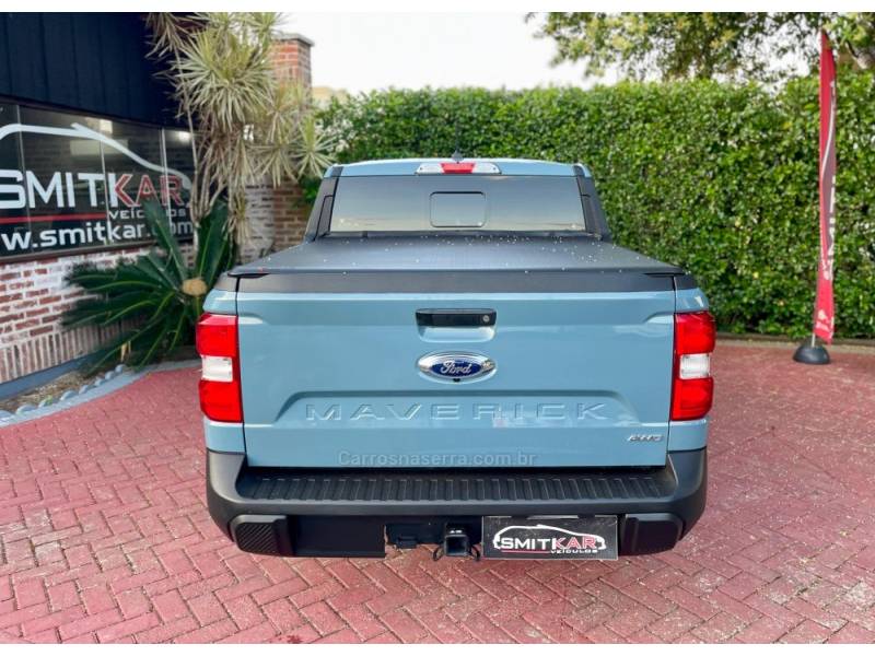 FORD - MAVERICK - 2022/2022 - Azul - R$ 169.900,00