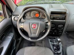 FIAT - PALIO - 2015/2016 - Vermelha - R$ 36.900,00