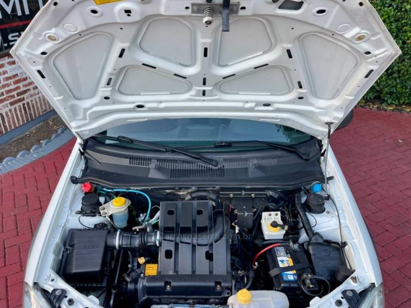 FIAT - STRADA - 2015/2016 - Branca - Sob Consulta