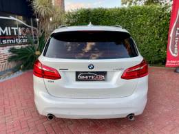 BMW - 220I - 2018/2018 - Branca - R$ 105.900,00