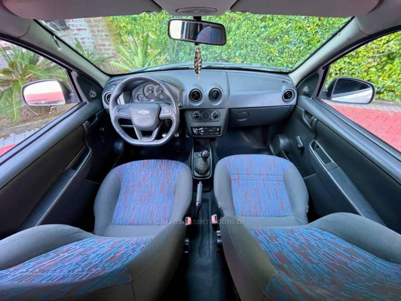 CHEVROLET - CELTA - 2009/2009 - Prata - R$ 22.900,00