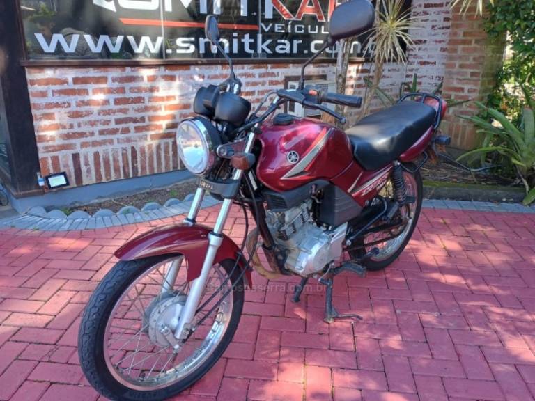 YAMAHA - YBR - 2003/2004 - Vermelha - R$ 5.900,00