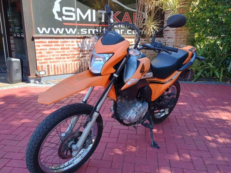 HONDA - NXR 160 - 2019/2019 - Laranja - R$ 17.500,00