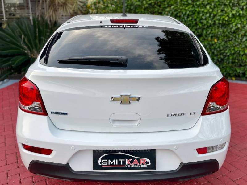 CHEVROLET - CRUZE - 2013/2014 - Branca - R$ 61.900,00