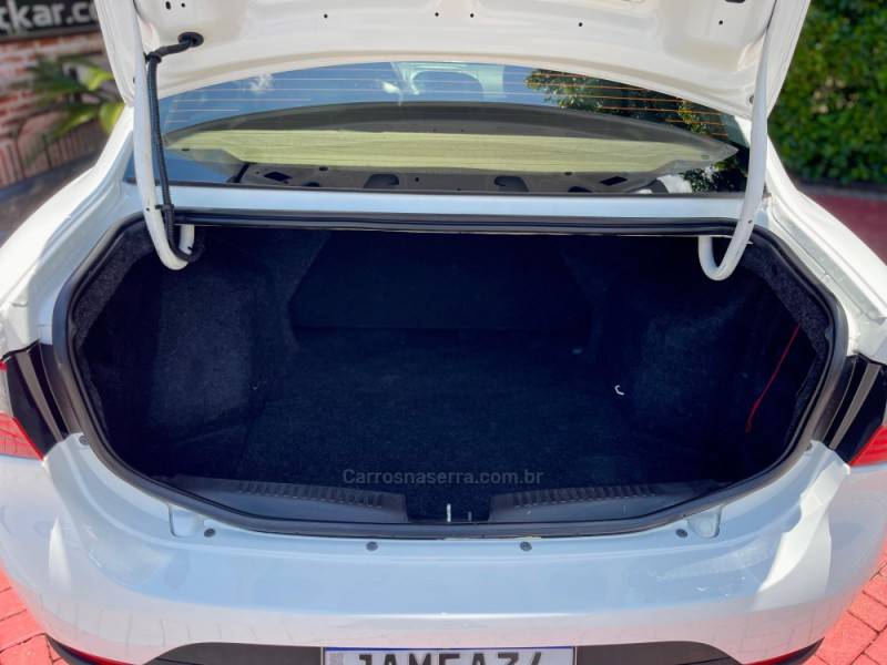 FIAT - SIENA - 2021/2021 - Branca - R$ 50.900,00
