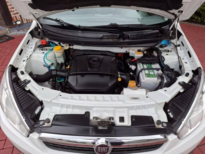 FIAT - GRAND SIENA - 2013/2013 - Branca - R$ 40.900,00