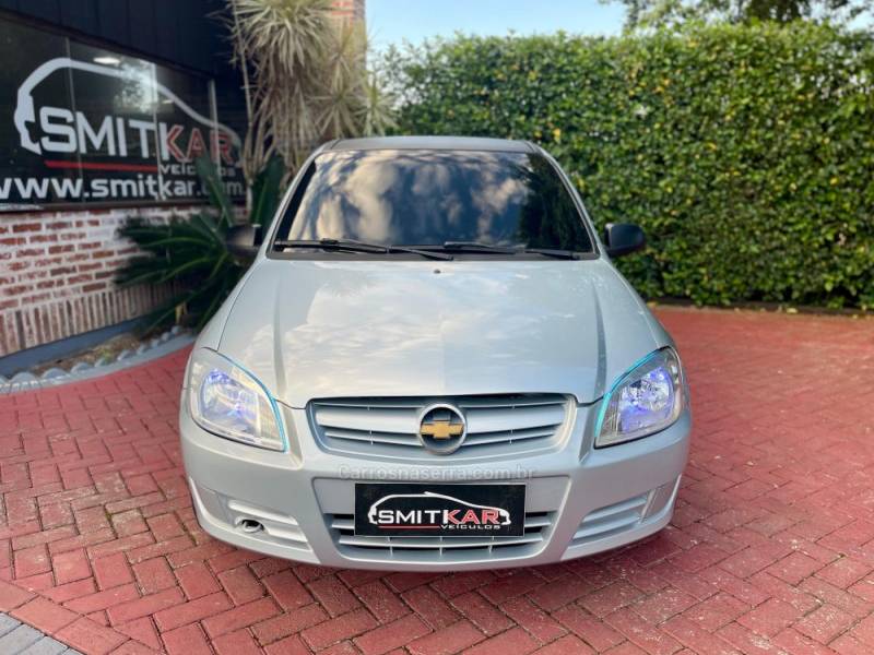 CHEVROLET - CELTA - 2007/2008 - Prata - R$ 20.900,00