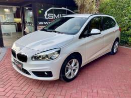 BMW - 220I - 2018/2018 - Branca - R$ 105.900,00