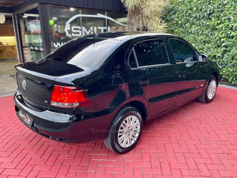 VOLKSWAGEN - VOYAGE - 2012/2013 - Preta - R$ 38.900,00