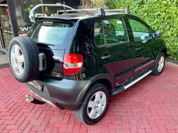 VOLKSWAGEN - CROSSFOX - 2008/2009 - Preta - R$ 37.900,00