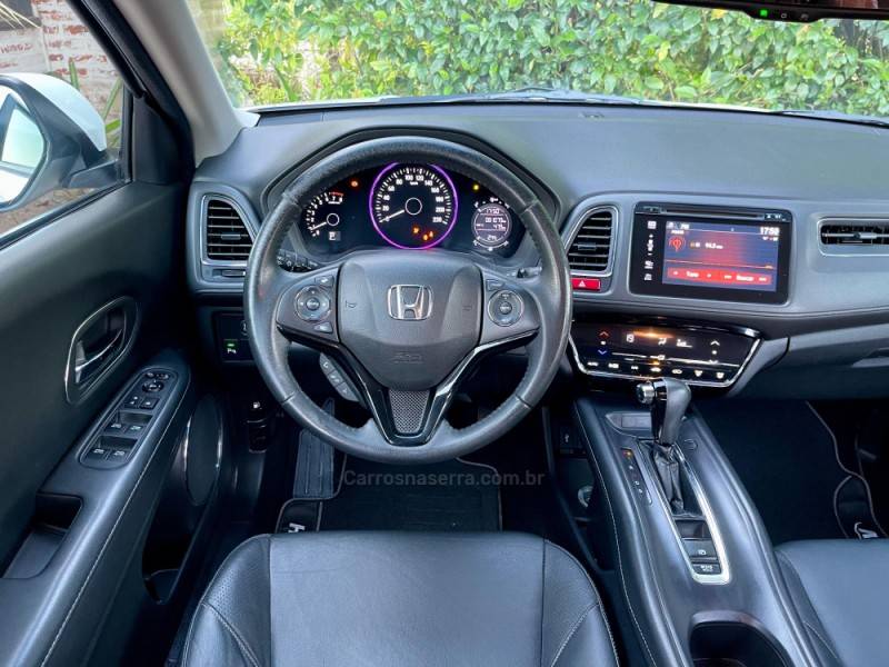 HONDA - HR-V - 2017/2018 - Branca - R$ 104.900,00