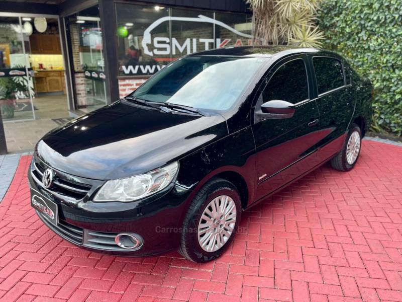 VOLKSWAGEN - VOYAGE - 2012/2013 - Preta - R$ 38.900,00