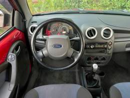 FORD - KA - 2012/2013 - Vermelha - R$ 28.900,00