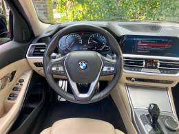 BMW - 330I - 2020/2020 - Preta - R$ 233.900,00