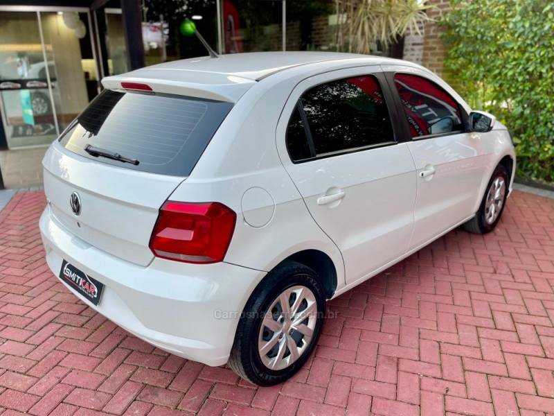 VOLKSWAGEN - GOL - 2018/2019 - Branca - R$ 47.900,00