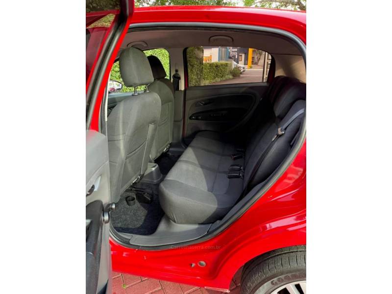 FIAT - PUNTO - 2011/2012 - Vermelha - R$ 37.900,00