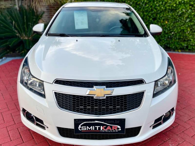 CHEVROLET - CRUZE - 2013/2014 - Branca - R$ 61.900,00