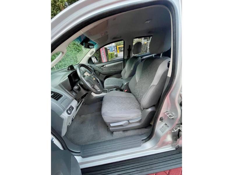 CHEVROLET - S10 - 2014/2014 - Prata - R$ 105.900,00