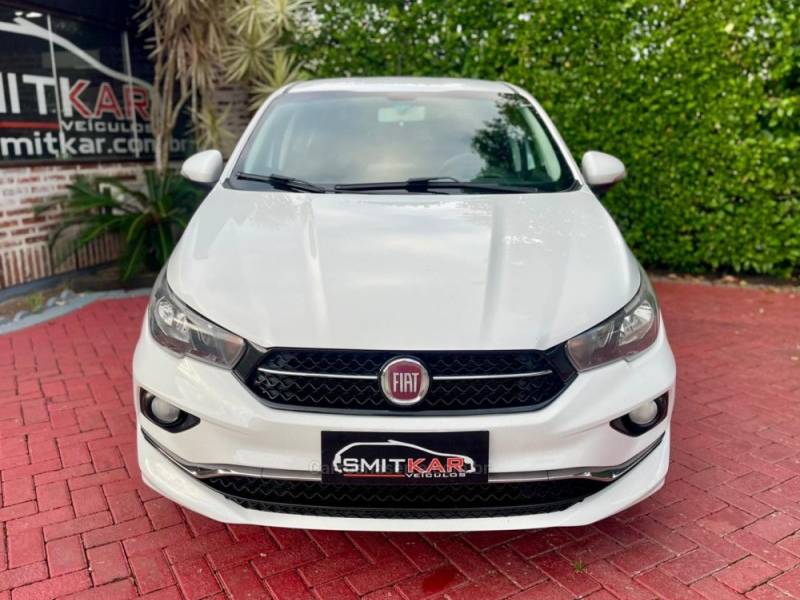 FIAT - CRONOS - 2018/2019 - Branca - R$ 68.900,00