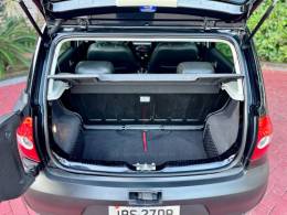 VOLKSWAGEN - CROSSFOX - 2008/2009 - Preta - R$ 37.900,00