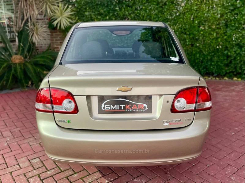CHEVROLET - CLASSIC - 2012/2012 - Bege - R$ 29.900,00