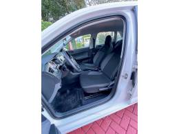 VOLKSWAGEN - POLO - 2023/2023 - Branca - R$ 73.900,00