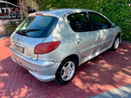 PEUGEOT - 206 - 2008/2018 - Prata - R$ 17.900,00