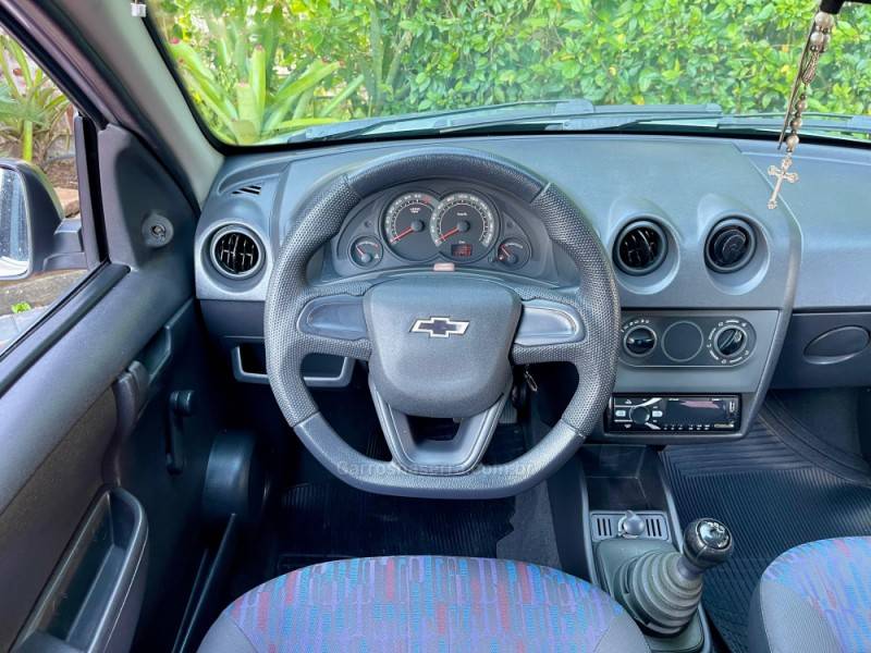 CHEVROLET - CELTA - 2009/2009 - Prata - R$ 22.900,00