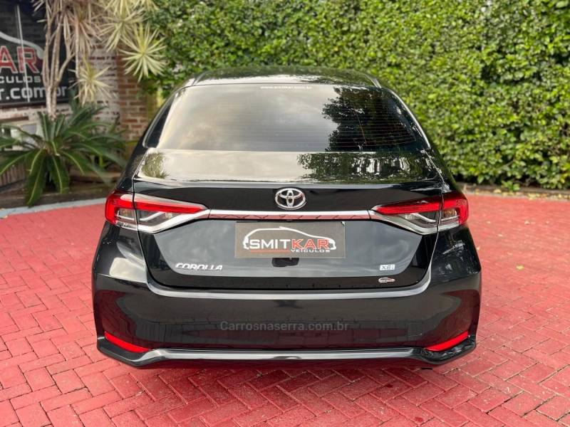 TOYOTA - COROLLA - 2019/2020 - Preta - R$ 109.900,00
