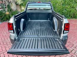 VOLKSWAGEN - SAVEIRO - 2024/2025 - Prata - R$ 95.900,00